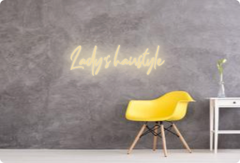 Custom text: Lady