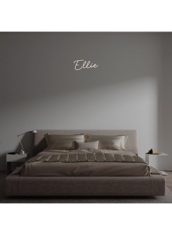 Custom text: Ellie