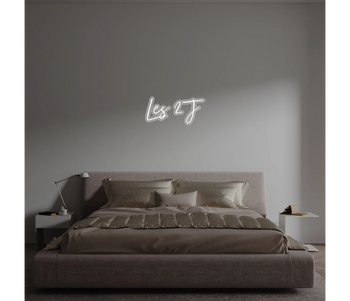 Custom text: Les 2 J