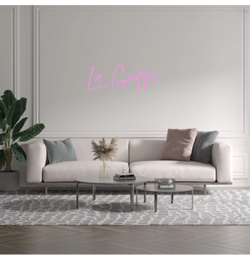 Custom text: La Griffe